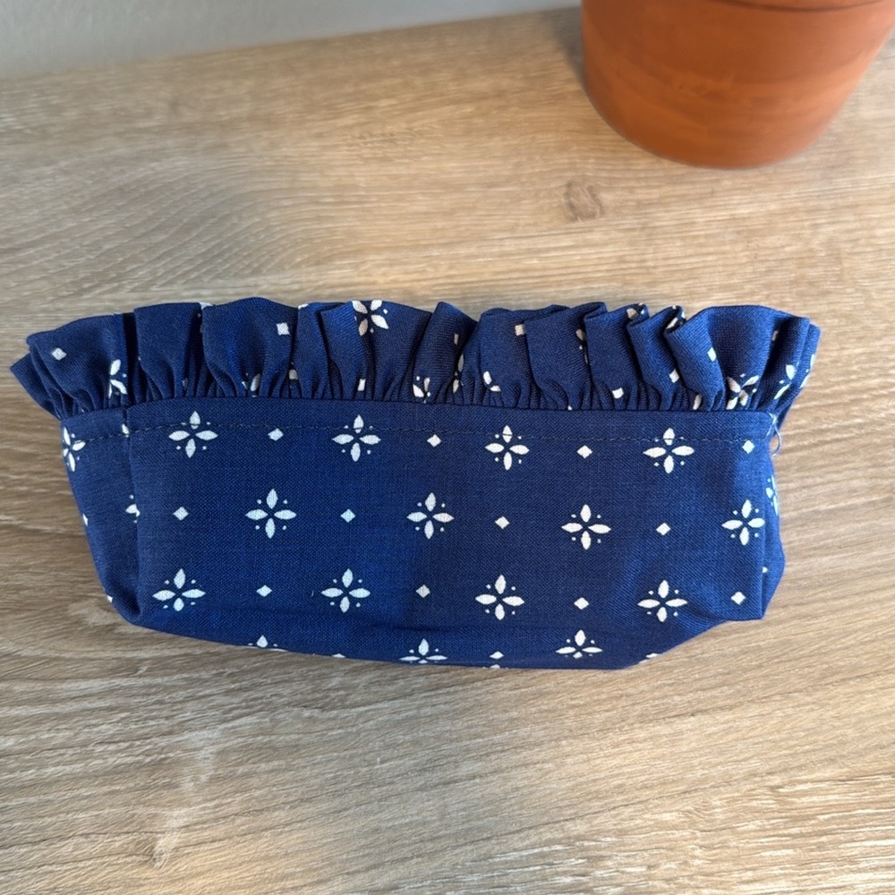Longaberger Lavender Booking Basket Liner - Classic Blue/ Lavender Blue